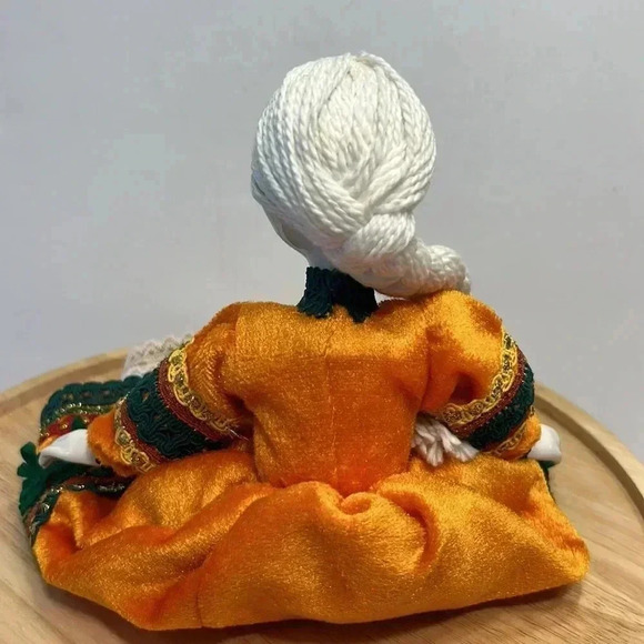 Handmade from St-Petersburg Russia Angela porcelain doll excellent condition - Picture 5 of 9